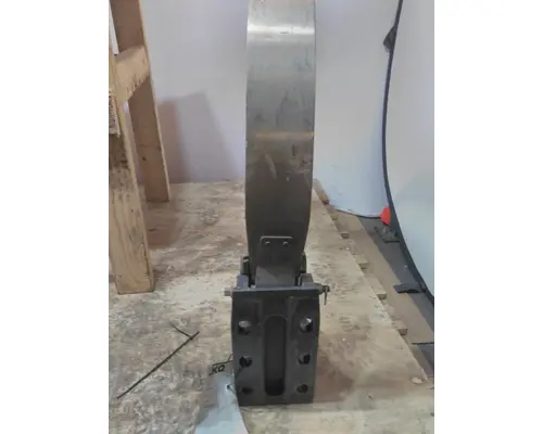 PETERBILT 579 FUEL TANK STRAP