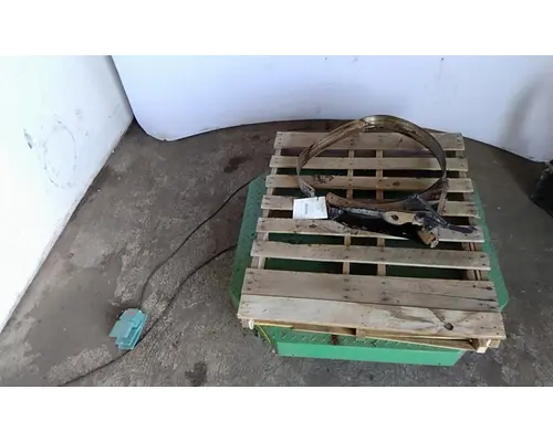 PETERBILT 579 FUEL TANK STRAP