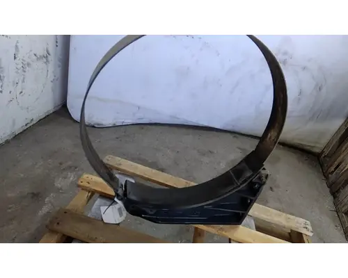 PETERBILT 579 FUEL TANK STRAP