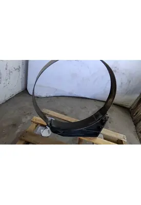 PETERBILT 579 FUEL TANK STRAP