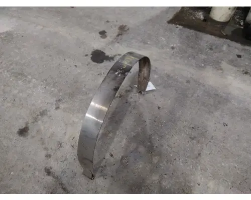 PETERBILT 579 FUEL TANK STRAP