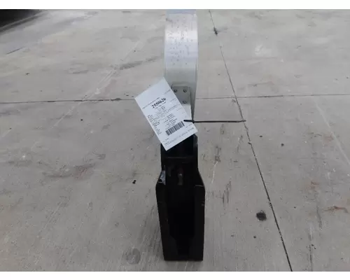 PETERBILT 579 FUEL TANK STRAP