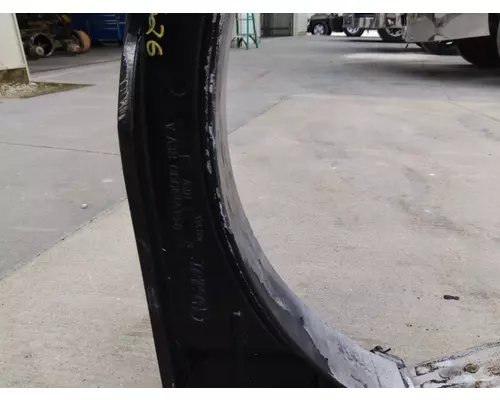 PETERBILT 579 FUEL TANK STRAP
