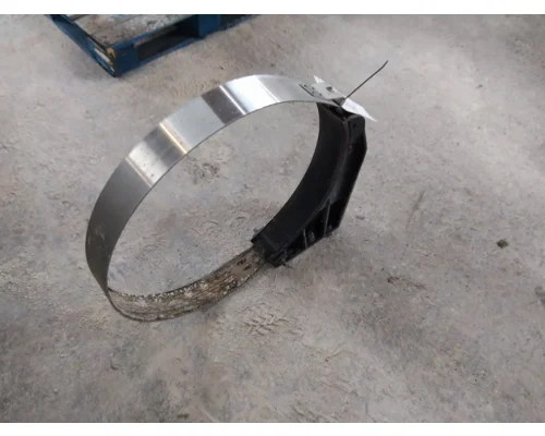PETERBILT 579 FUEL TANK STRAP