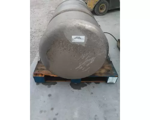 PETERBILT 579 FUEL TANK