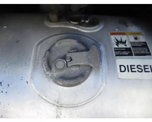 PETERBILT 579 FUEL TANK