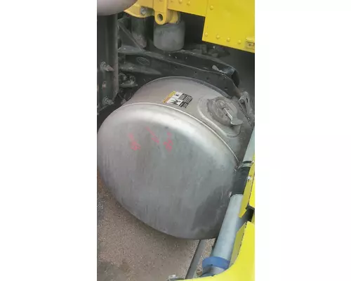 PETERBILT 579 FUEL TANK