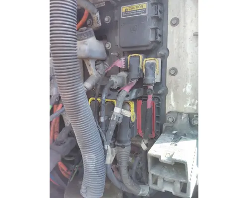 PETERBILT 579 FUSE BOX
