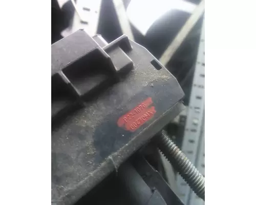 PETERBILT 579 FUSE BOX