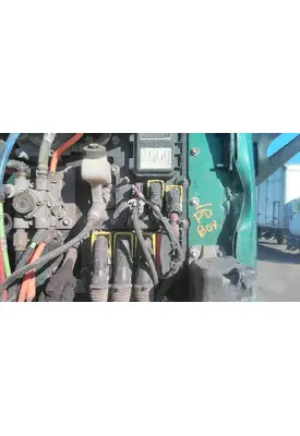 PETERBILT 579 FUSE BOX