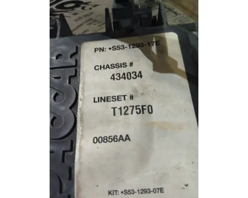 PETERBILT 579 FUSE BOX