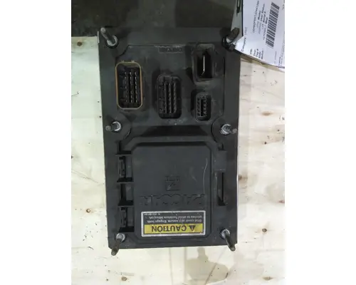 PETERBILT 579 FUSE BOX