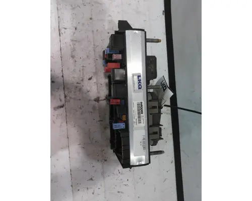 PETERBILT 579 FUSE BOX