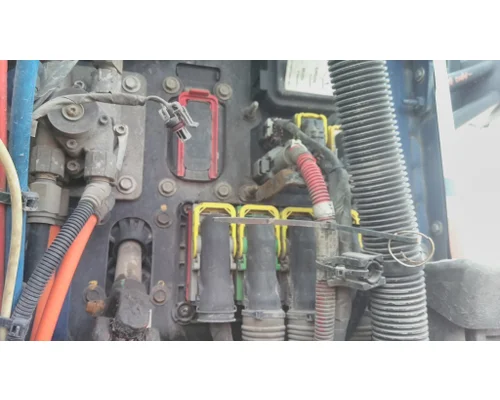 PETERBILT 579 FUSE BOX