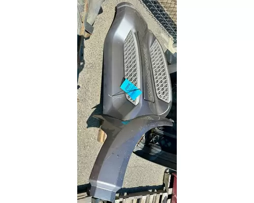 PETERBILT 579 Fairing, Side