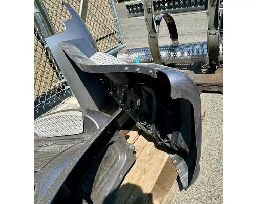 PETERBILT 579 Fairing, Side