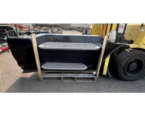 PETERBILT 579 Fairing, Side