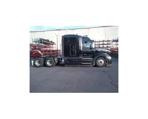PETERBILT 579 Fairing, Side