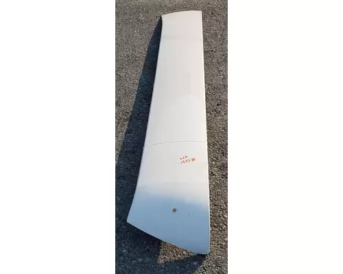 PETERBILT 579 Fairing, Side