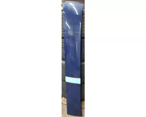 PETERBILT 579 Fairing, Side