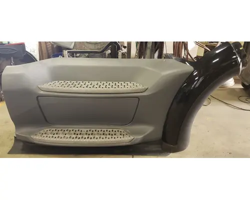 PETERBILT 579 Fairing, Side