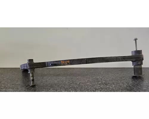 PETERBILT 579 Fairing Bracket