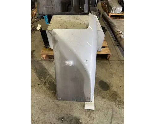 PETERBILT 579 Fender Extension