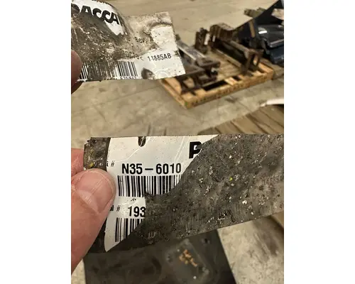 PETERBILT 579 Fender Extension