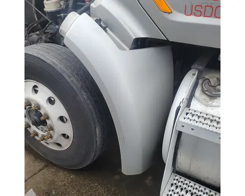 PETERBILT 579 Fender Extension