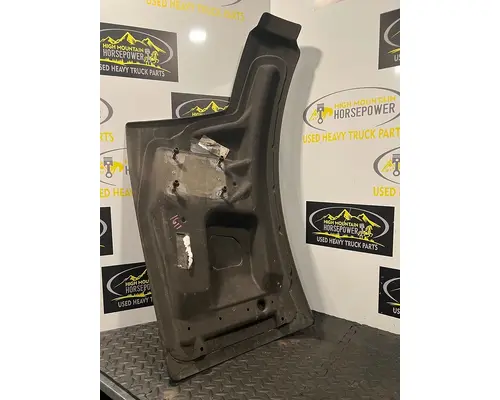 PETERBILT 579 Fender Extension