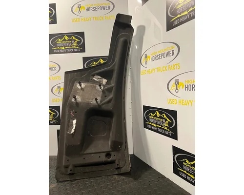 PETERBILT 579 Fender Extension