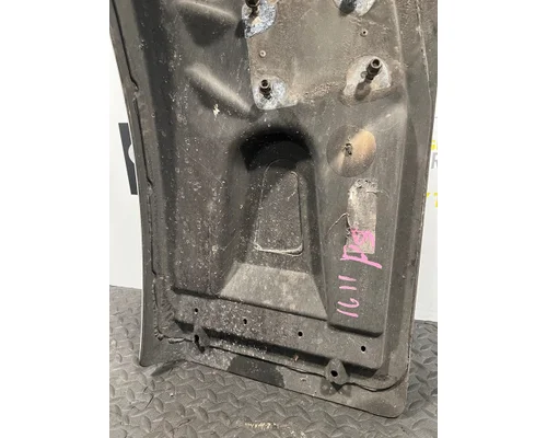 PETERBILT 579 Fender Extension