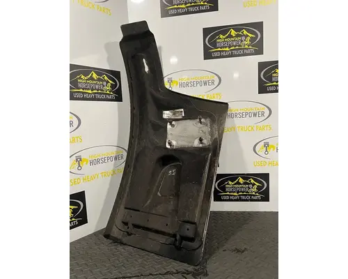 PETERBILT 579 Fender Extension