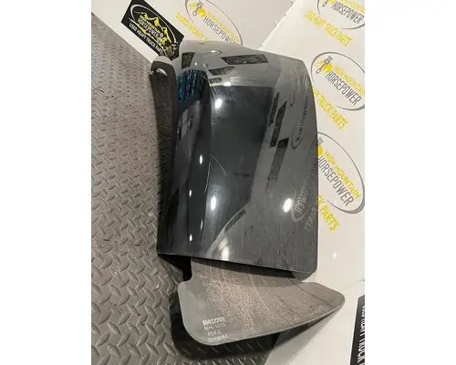 PETERBILT 579 Fender Extension