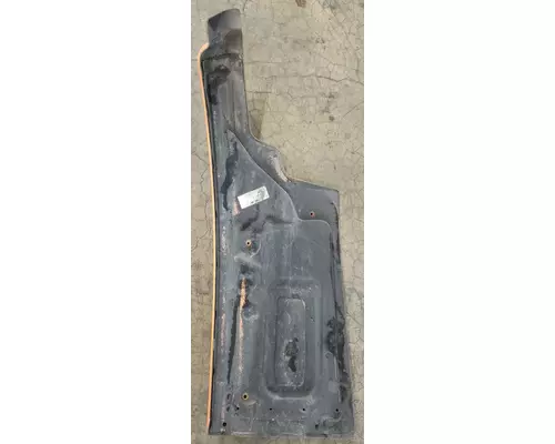 PETERBILT 579 Fender Extension
