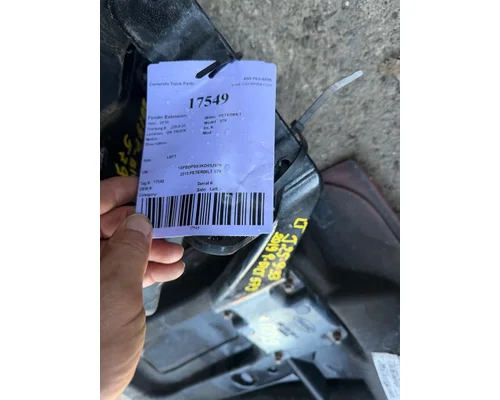 PETERBILT 579 Fender Extension