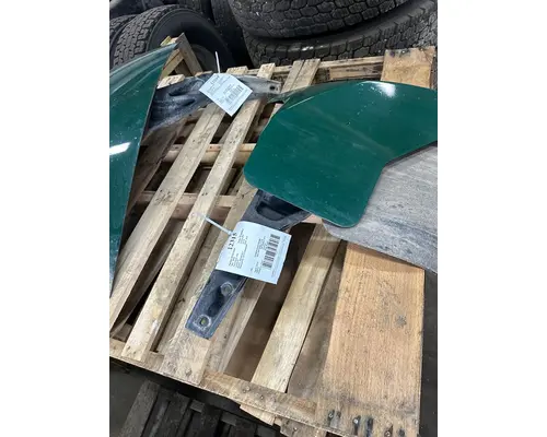 PETERBILT 579 Fender Extension