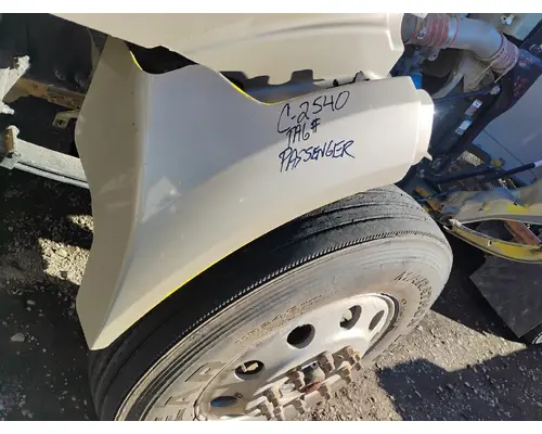 PETERBILT 579 Fender Extension