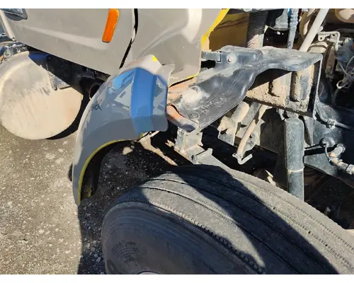 PETERBILT 579 Fender Extension