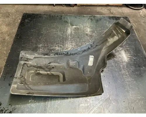 PETERBILT 579 Fender Extension