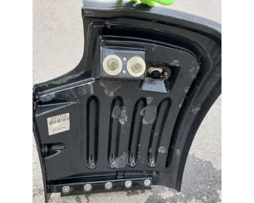 PETERBILT 579 Fender