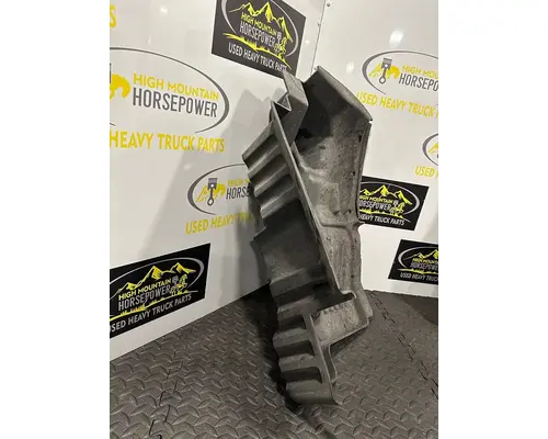 PETERBILT 579 Fender