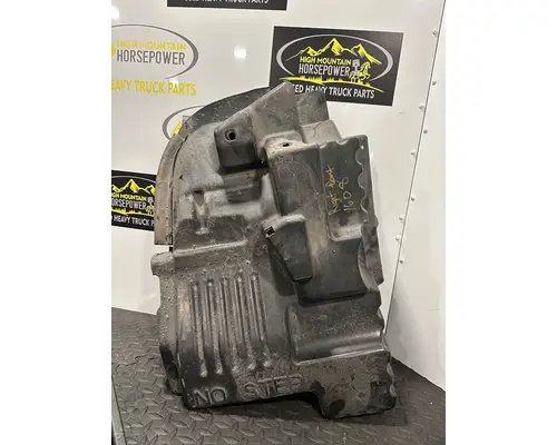 PETERBILT 579 Fender