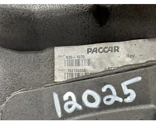 PETERBILT 579 Fender