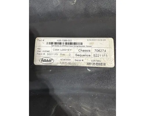 PETERBILT 579 Fender