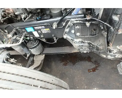 PETERBILT 579 Fr Axle Beam (2WD)