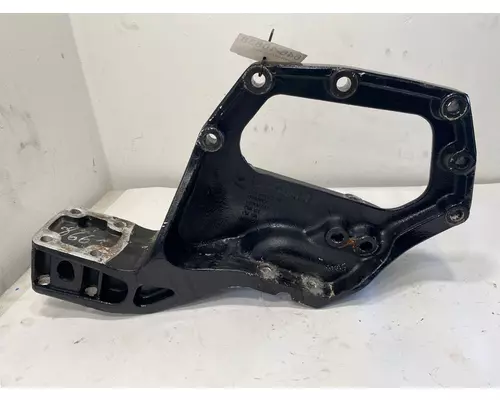 PETERBILT 579 Frame HornBumper Mount