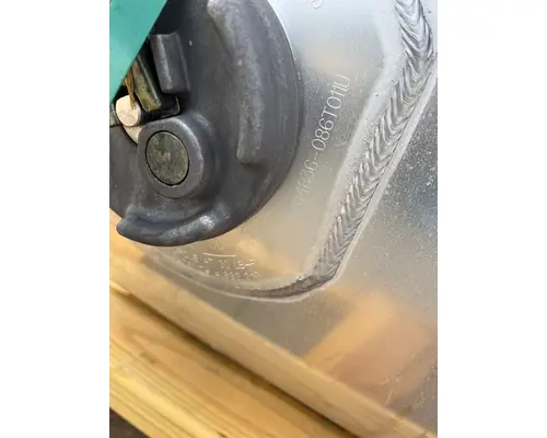 PETERBILT 579 Fuel Tank