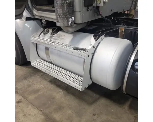 PETERBILT 579 Fuel Tank