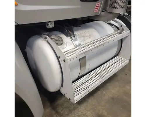 PETERBILT 579 Fuel Tank